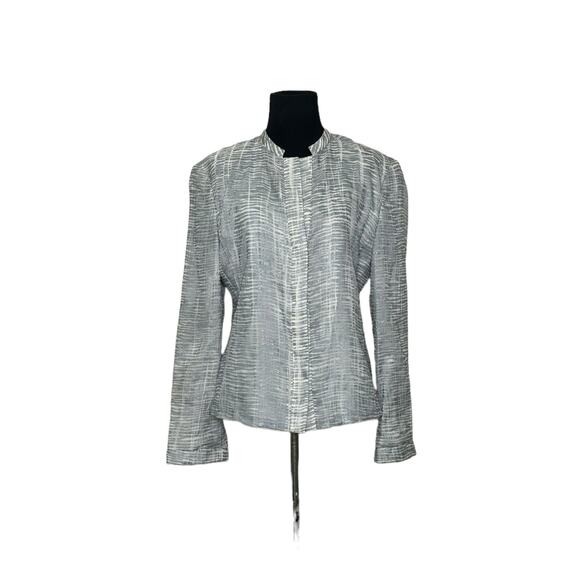 Giorgio Armani Silk Silver Long Sleeves Blazer Size 40 - US Small - Picture 11 of 11